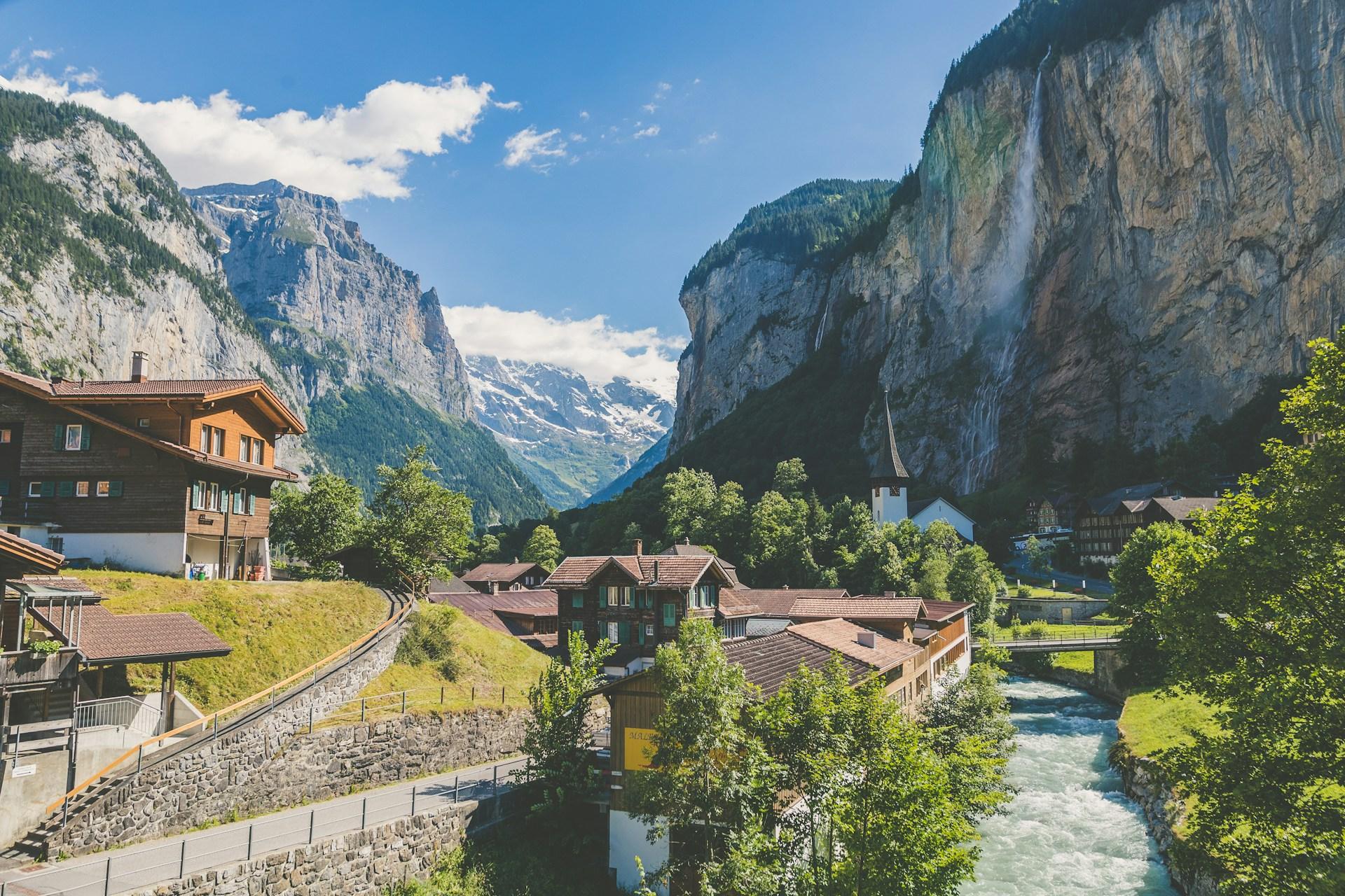 Summer Vacations in Switzerland - background banner